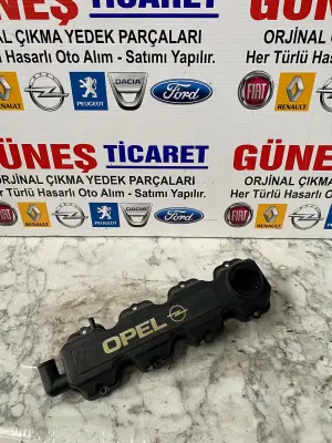 Opel Corsa Eksantrik Plastik Kapağı